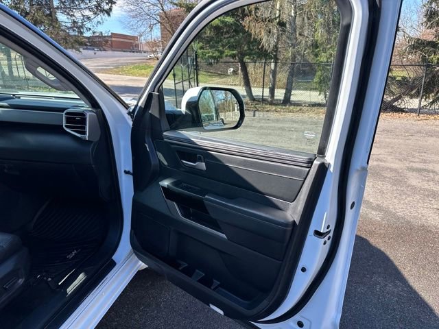 Used 2023 Toyota Tundra Limited image 12