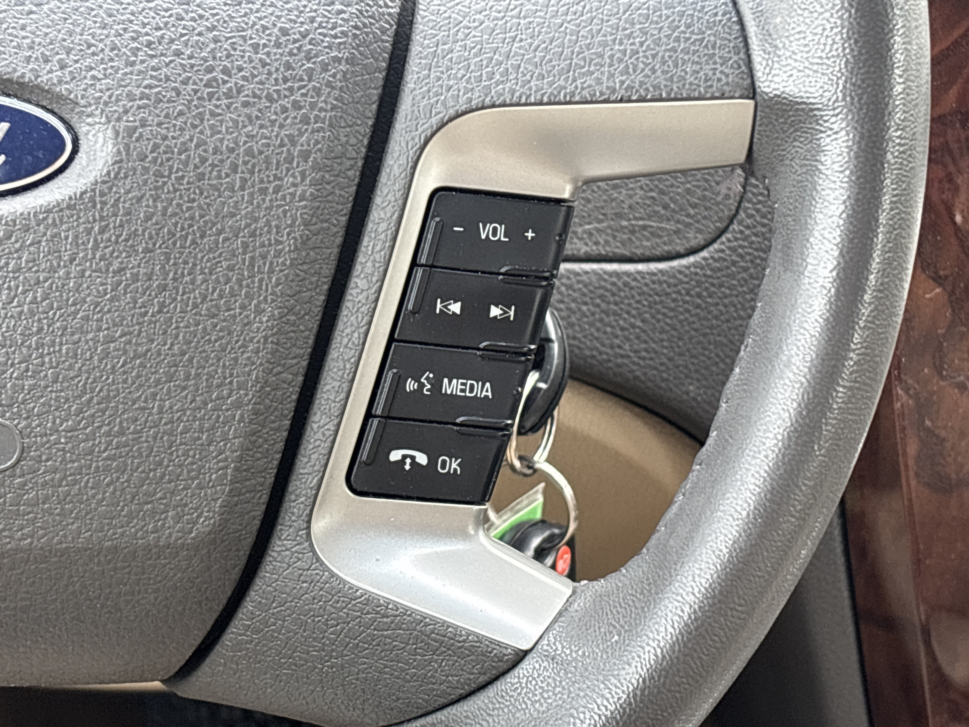 Used 2012 Ford Fusion SEL FWD image 5
