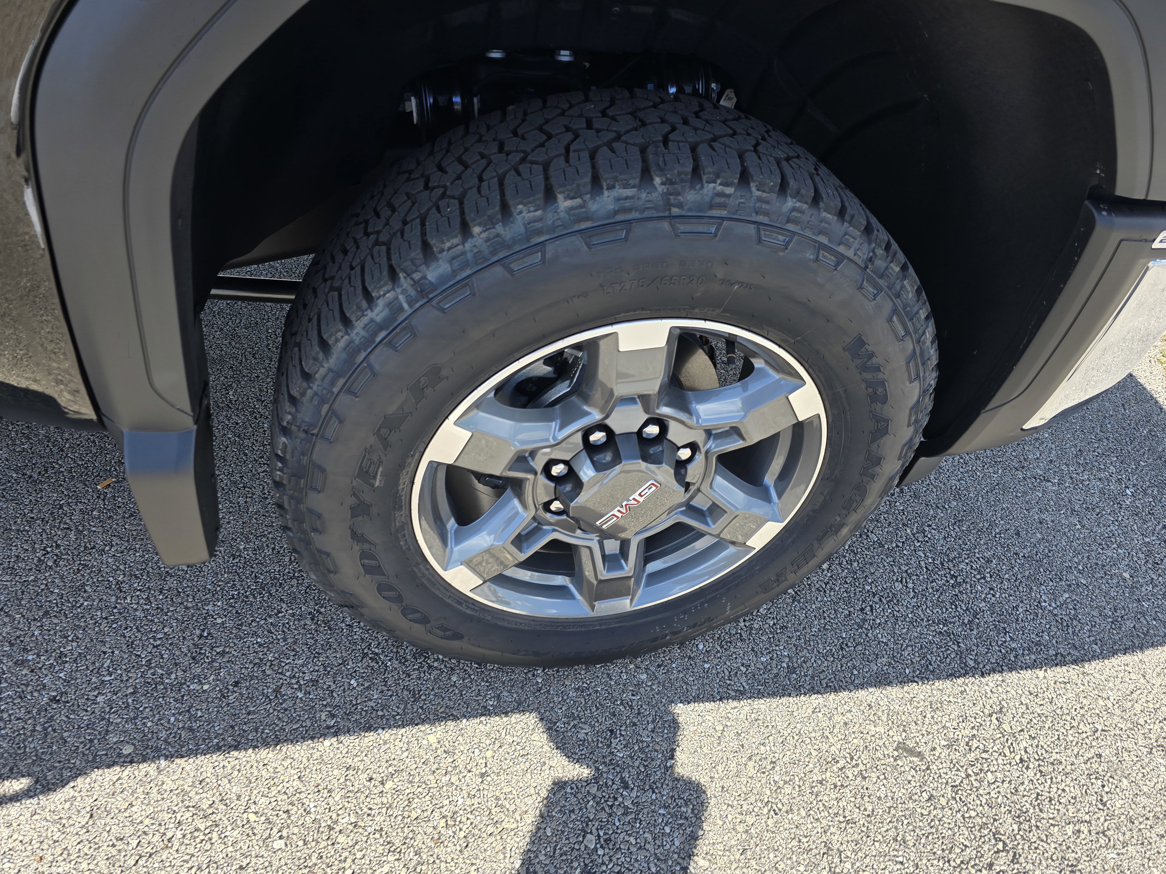 New 2025 GMC Sierra 2500 SLT w/ SLT Convenience Package image 11