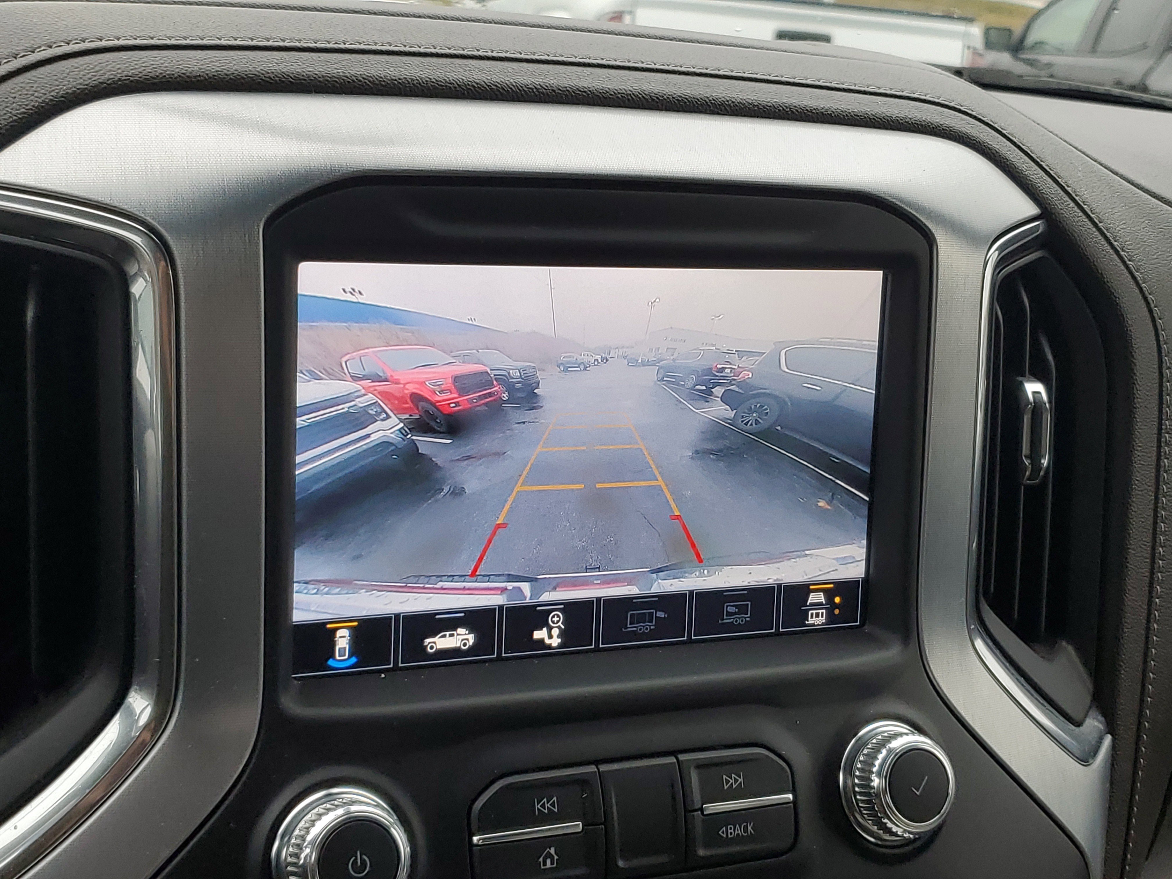 Used 2021 GMC Sierra 2500 SLT w/ SLT Convenience Package image 19