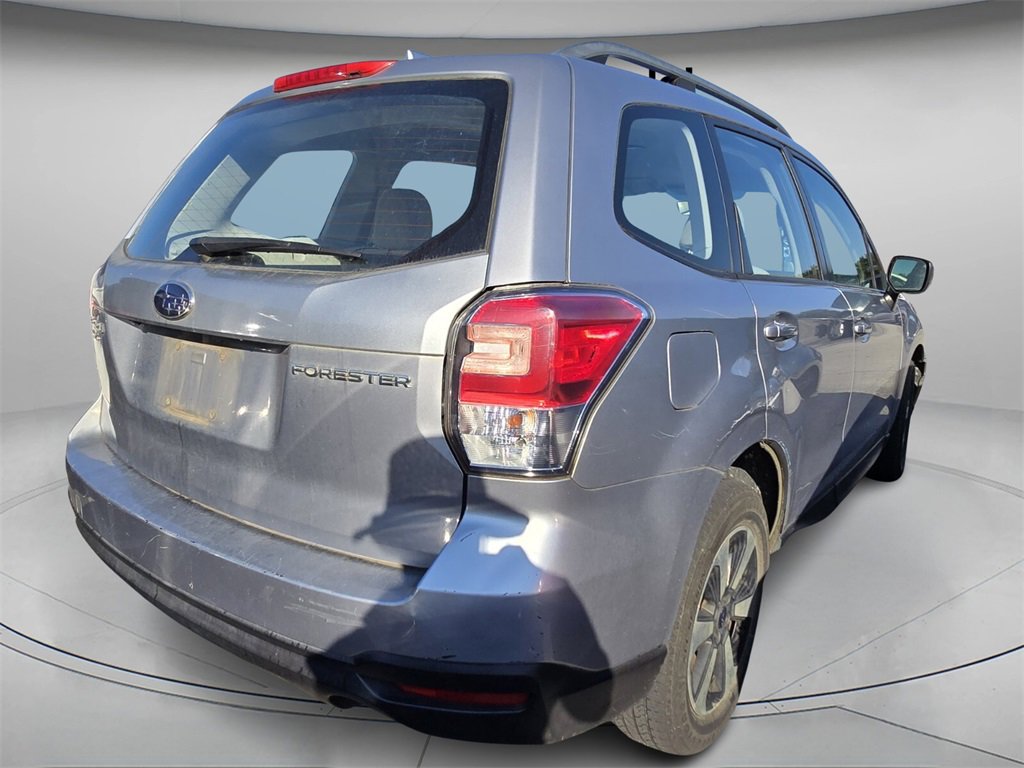 Used 2018 Subaru Forester 2.5i w/ Alloy Wheel Package image 5