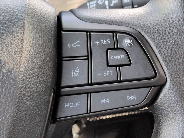 Certified 2026 Toyota Sienna LE FWD image 24