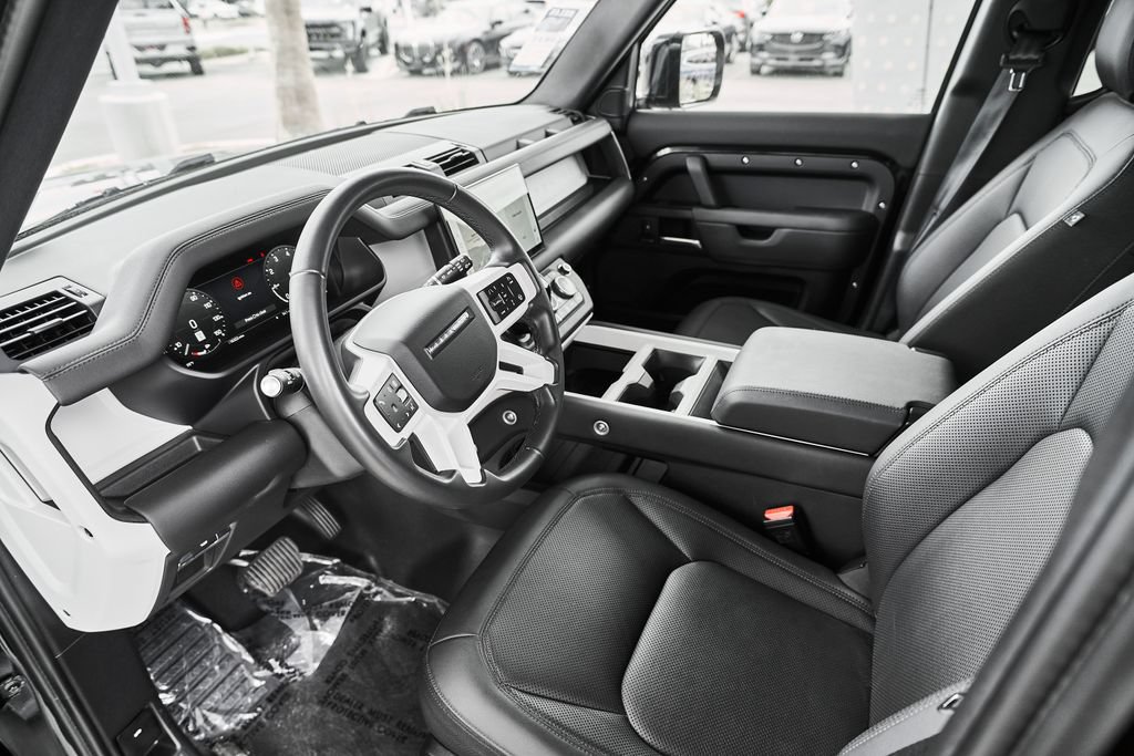Used 2025 Land Rover Defender 110 S AWD/4WD image 21
