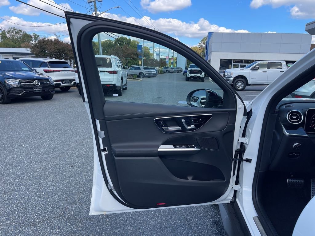 New 2026 Mercedes-Benz GLC 300 4MATIC image 15