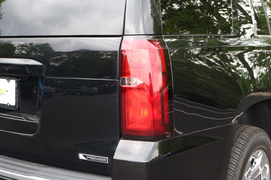 Used 2018 Chevrolet Tahoe Premier AWD/4WD image 10