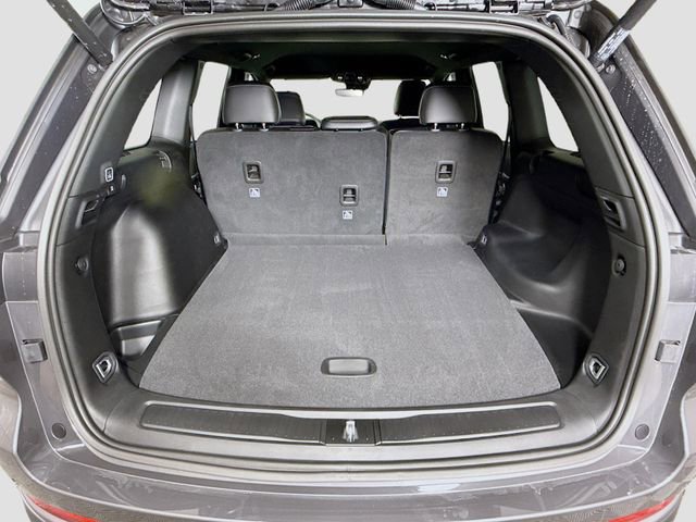 New 2026 Jeep Grand Cherokee Altitude AWD/4WD image 25