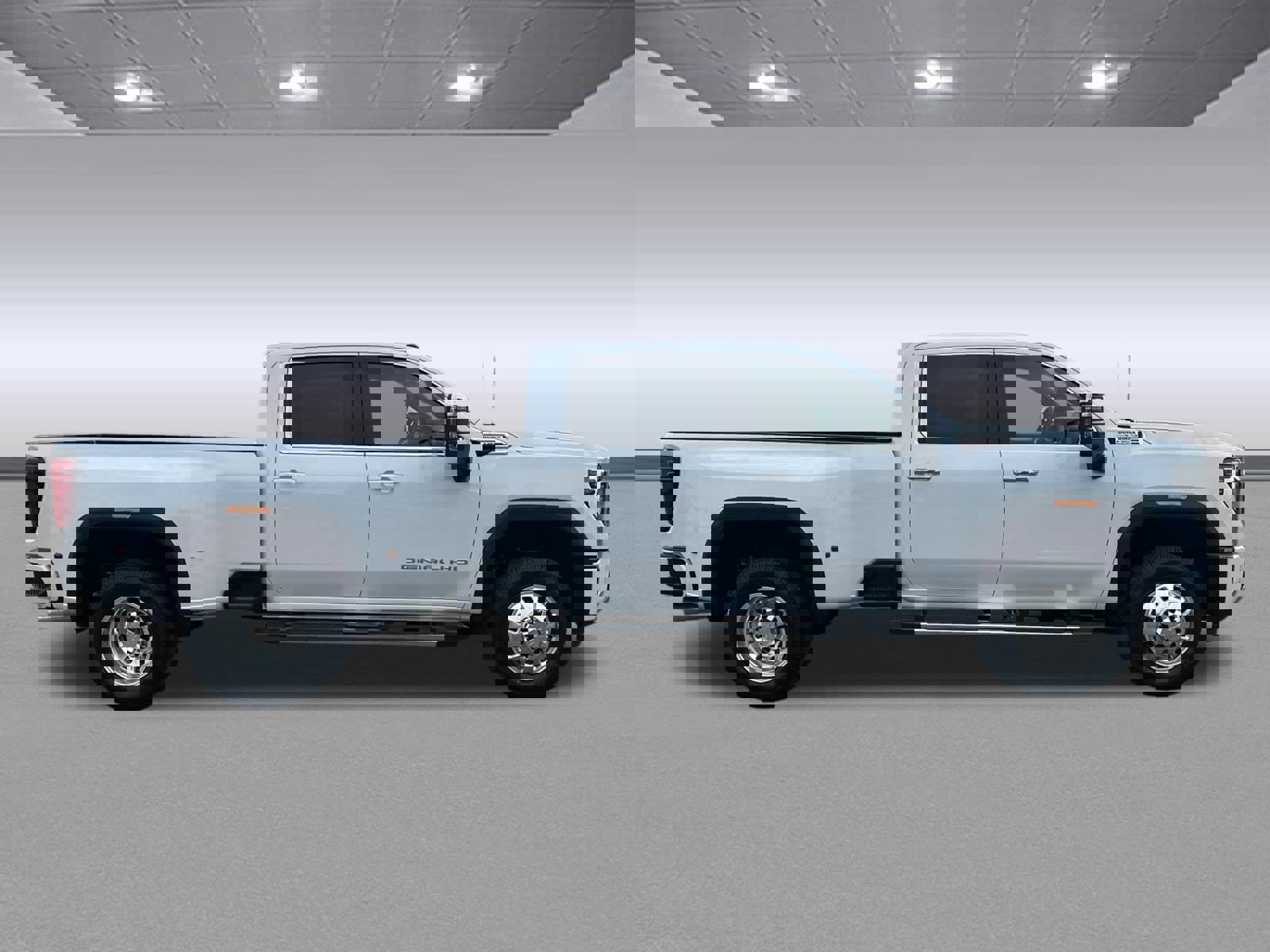 New 2026 GMC Sierra 3500 Denali w/ Denali Reserve Package image 2