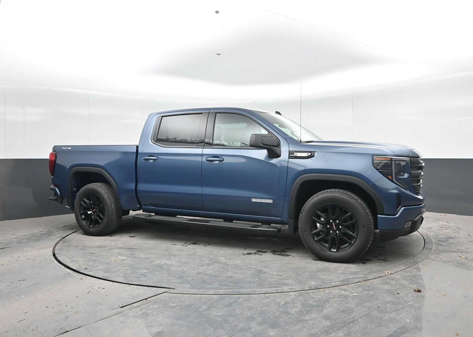 New 2026 GMC Sierra 1500 Elevation AWD/4WD image 8