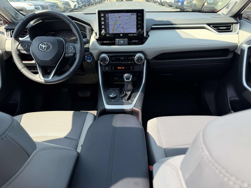Used 2020 Toyota RAV4 Limited AWD/4WD image 20