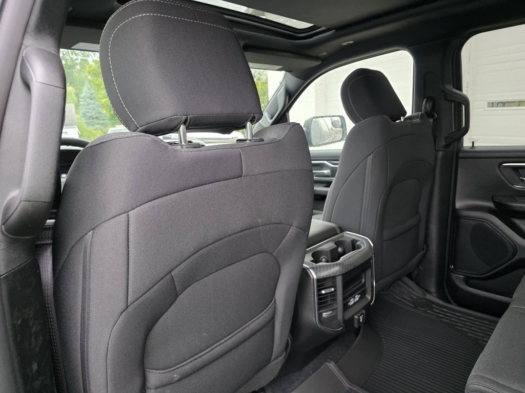 New 2026 RAM 1500 4x4 Crew Cab image 32