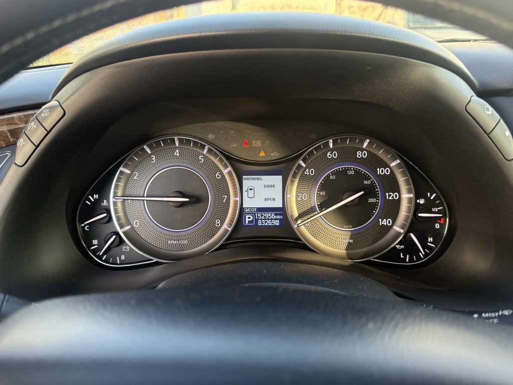 Used 2016 INFINITI QX80 Luxe w/ 22" Wheel Package image 13