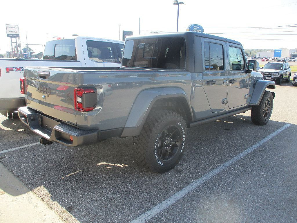 New 2025 Jeep Gladiator Sport AWD/4WD image 15