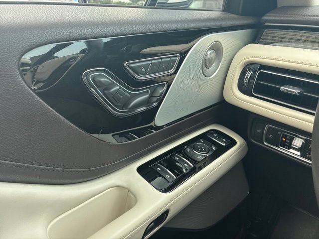 Used 2021 Lincoln Aviator Black Label w/ Dynamic Handling Package AWD/4WD image 13