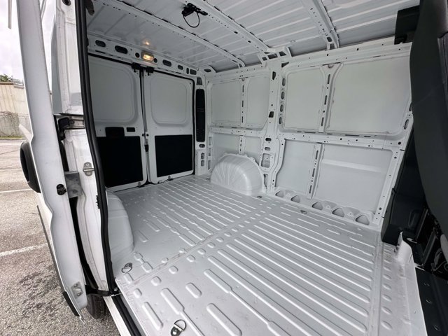 New 2025 RAM ProMaster 1500 w/ Premium Convenience Group FWD image 24