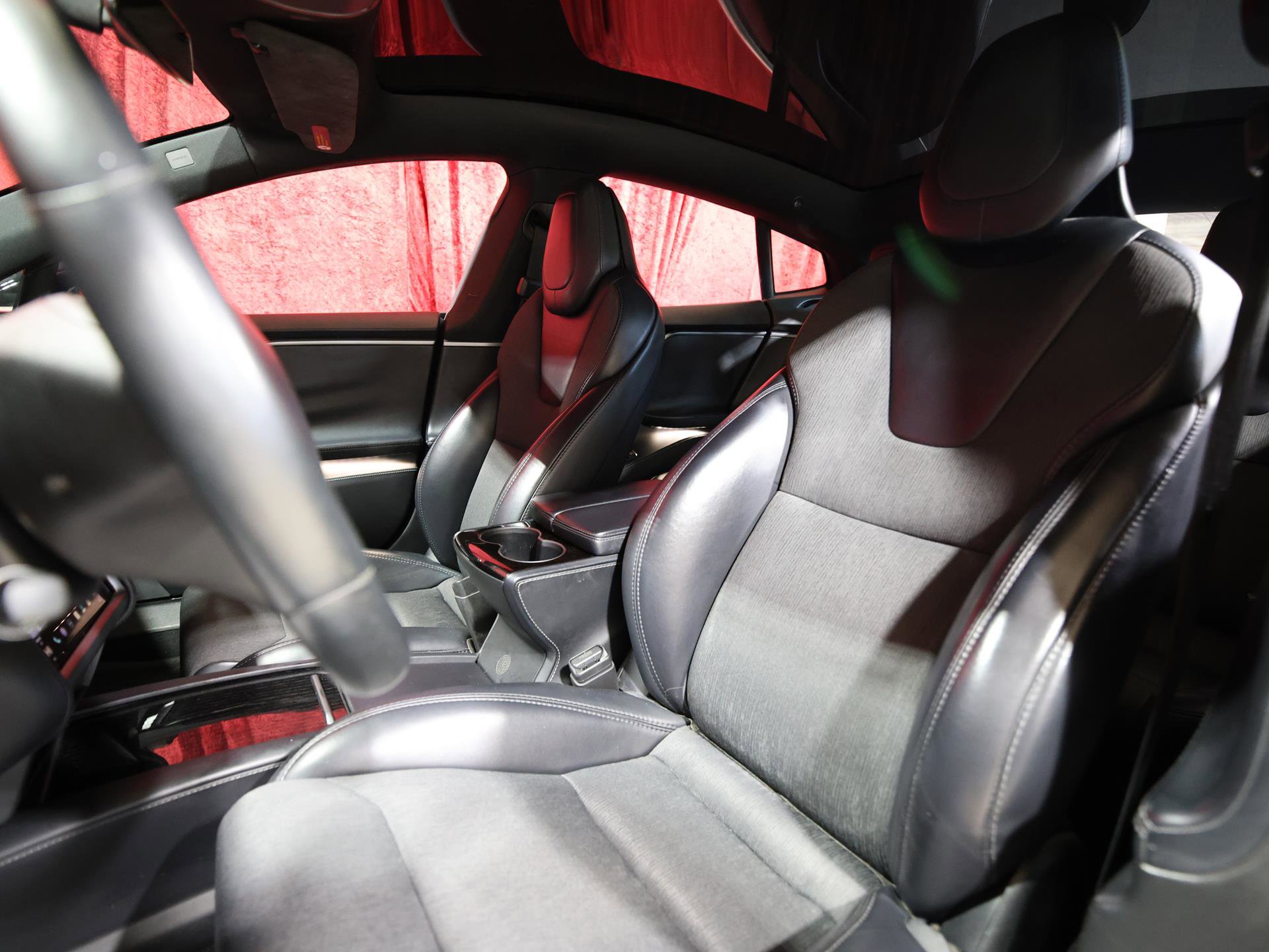 Used 2018 Tesla Model S 75D image 13