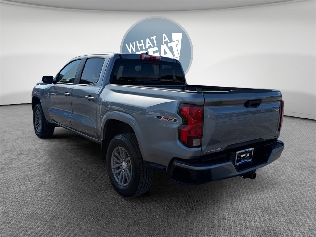 Used 2024 Chevrolet Colorado LT w/ LT Convenience Package II image 6
