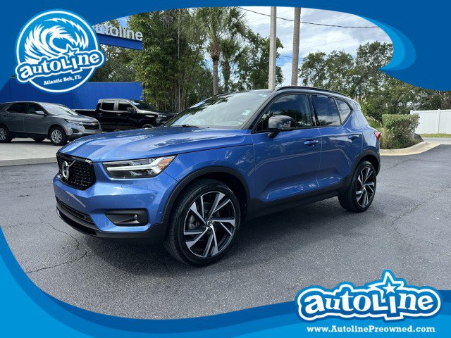 Used 2020 Volvo XC40 T5 R-Design