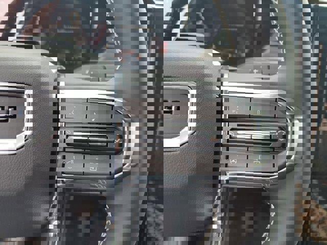 New 2026 GMC Acadia Denali w/ Super Cruise Package image 23