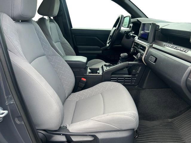 Certified 2024 Toyota Tacoma SR5 AWD/4WD image 16