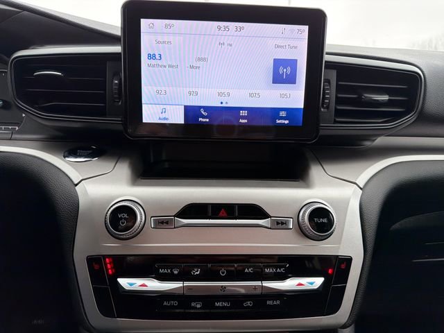 Used 2022 Ford Explorer XLT image 17