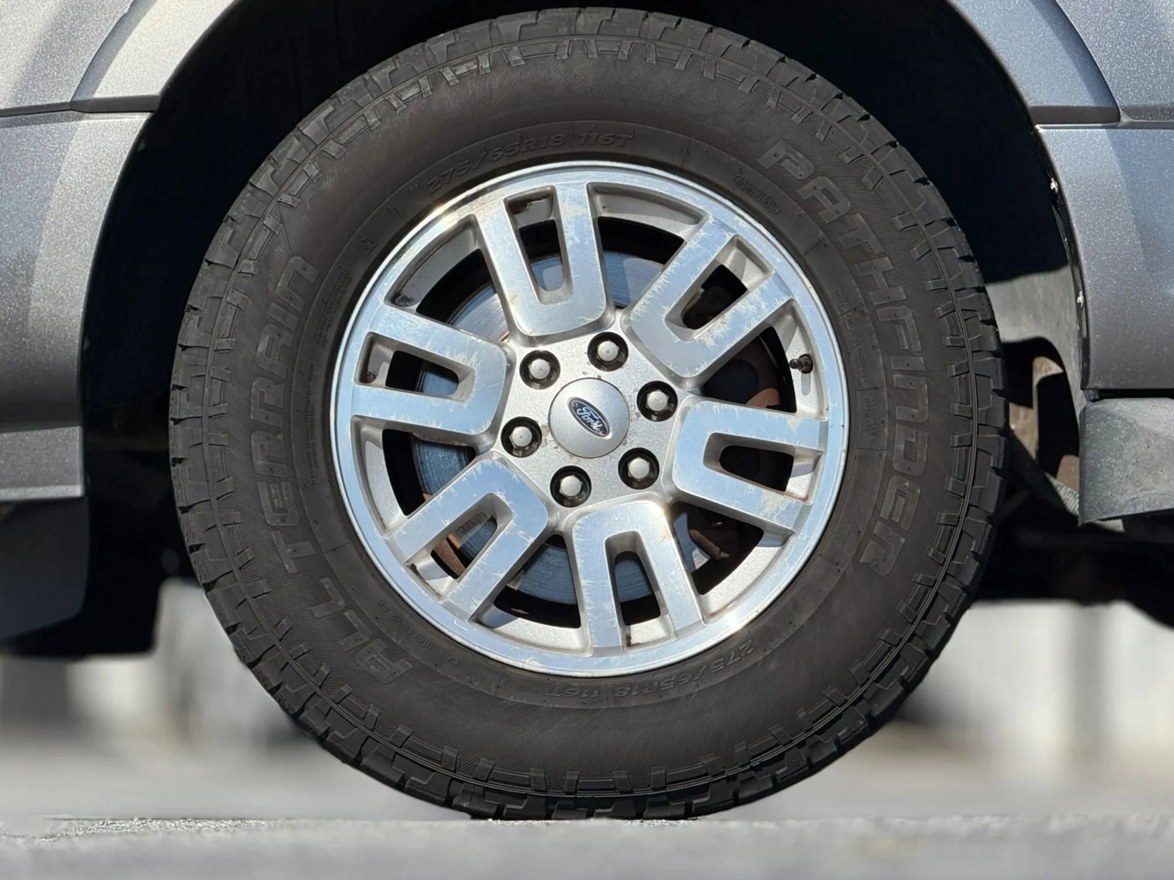 Used 2013 Ford Expedition XLT image 28