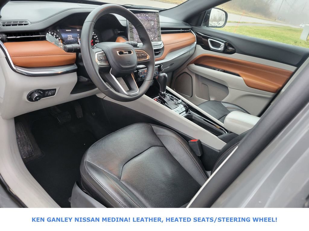 Used 2023 Jeep Compass Limited image 25