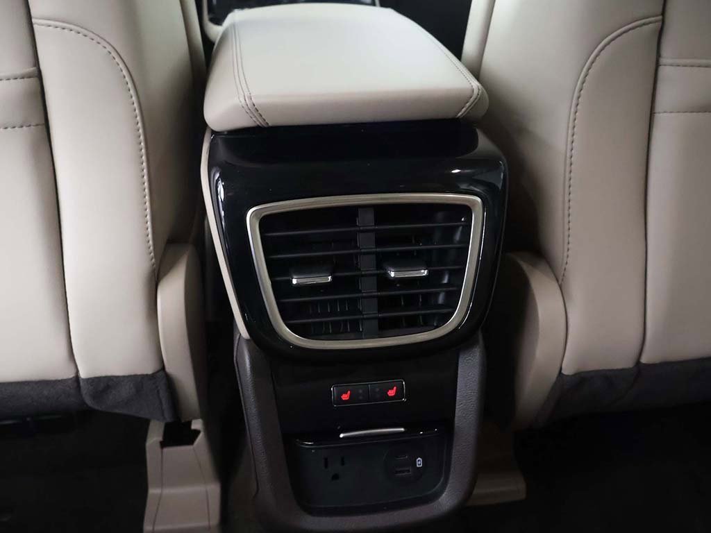 Used 2022 Lincoln Nautilus Reserve w/ Luxury Package image 49