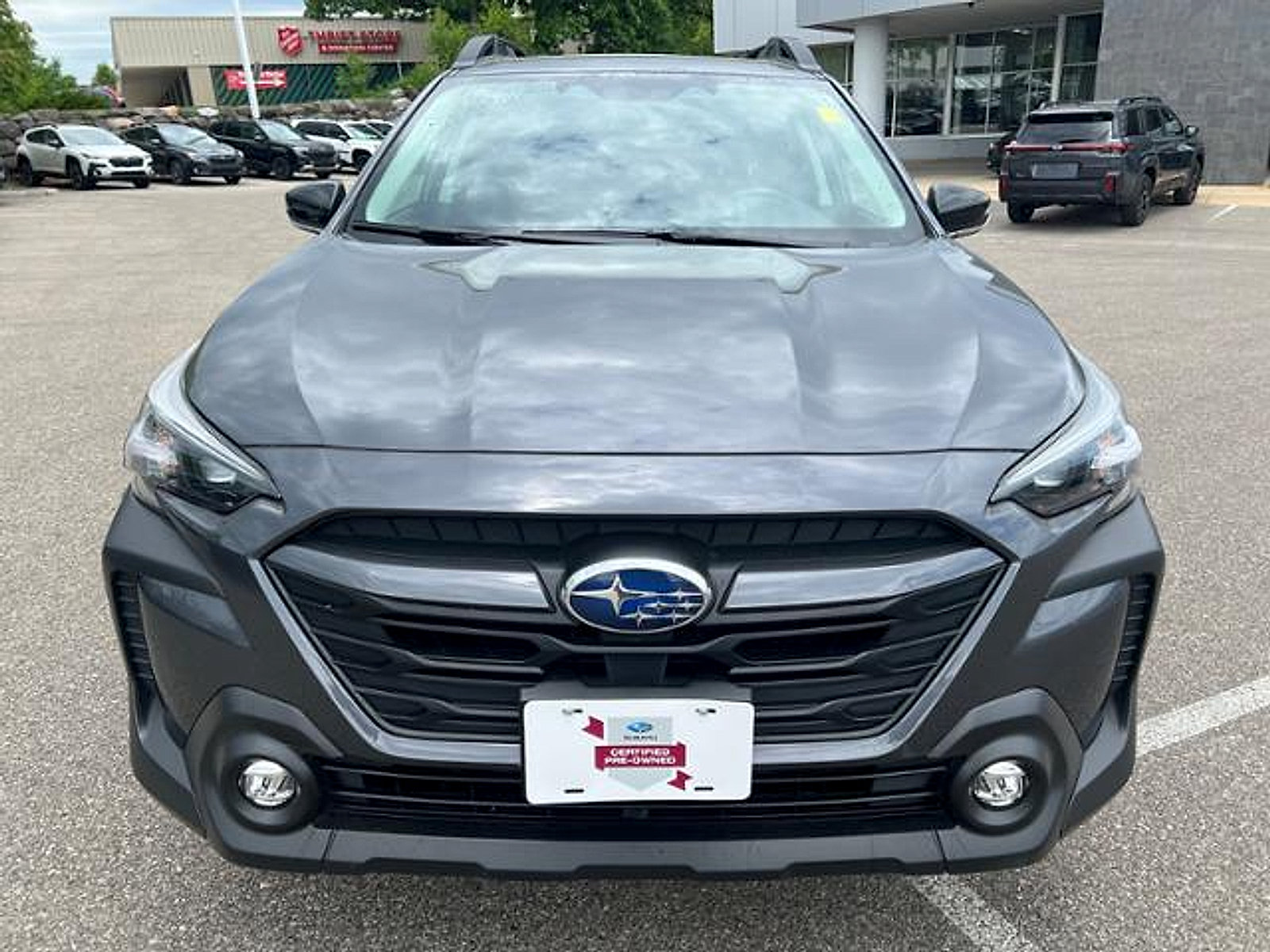 Certified 2025 Subaru Outback Premium AWD/4WD image 2