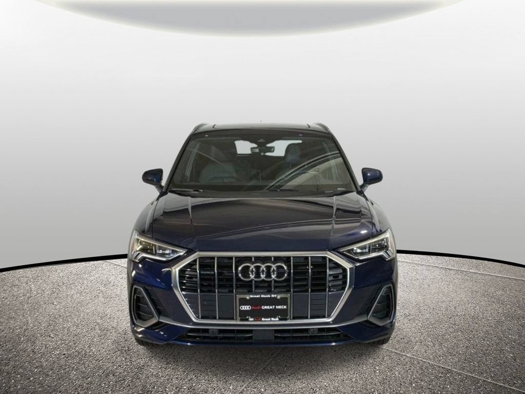 Used 2025 Audi Q3 2.0T Premium AWD/4WD image 17