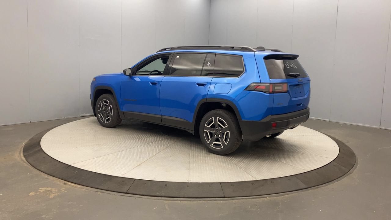 New 2026 Jeep Cherokee Limited AWD/4WD image 3