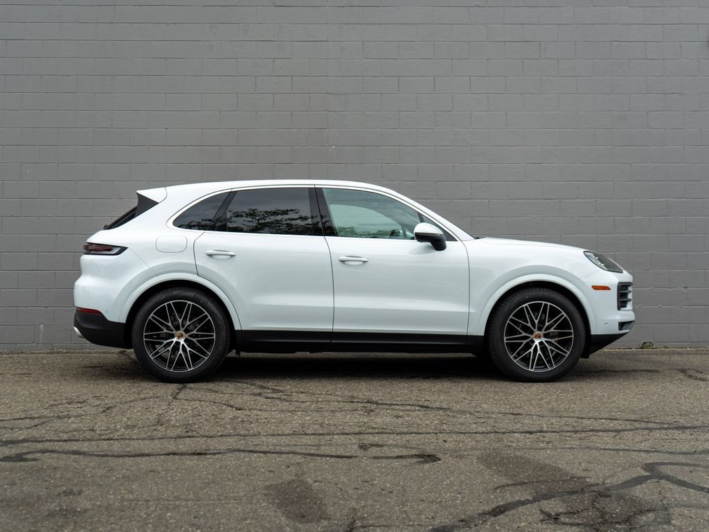 New 2026 Porsche Cayenne AWD/4WD image 8