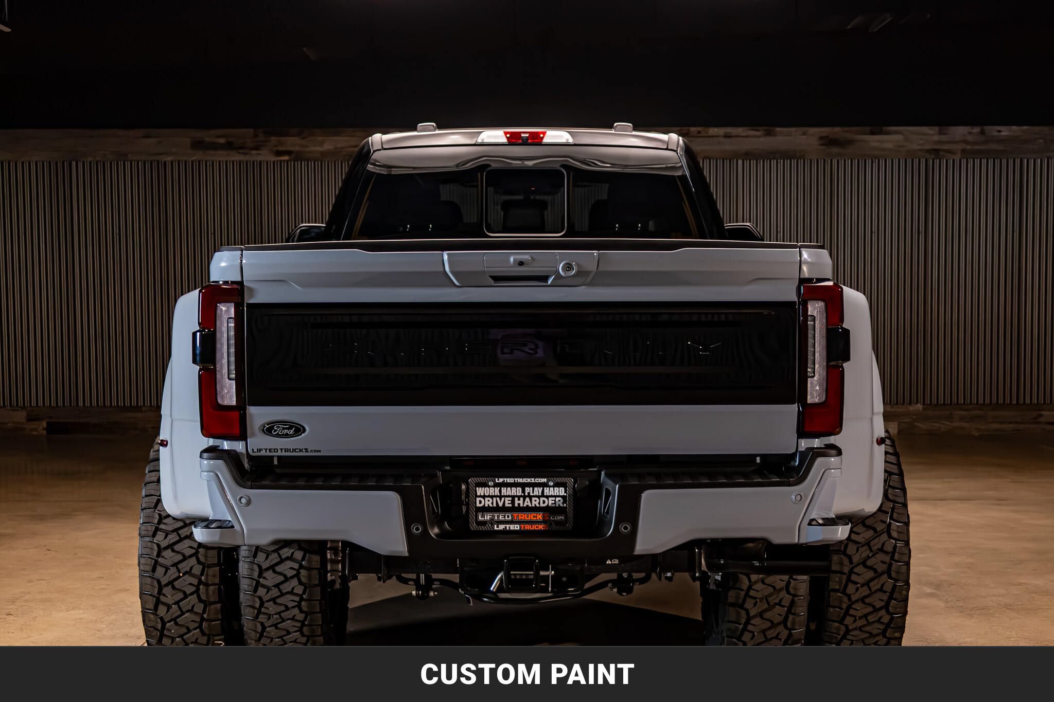 Used 2026 Ford F350 Platinum w/ FX4 Off-Road Package AWD/4WD image 8