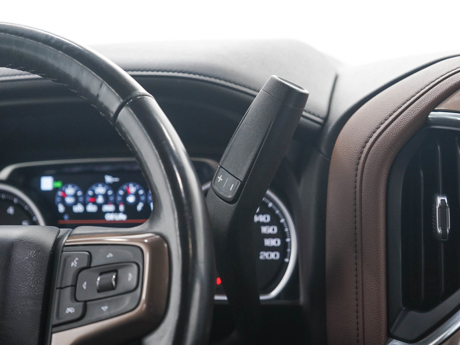 Used 2022 Chevrolet Silverado 2500 High Country w/ Technology Package AWD/4WD image 20