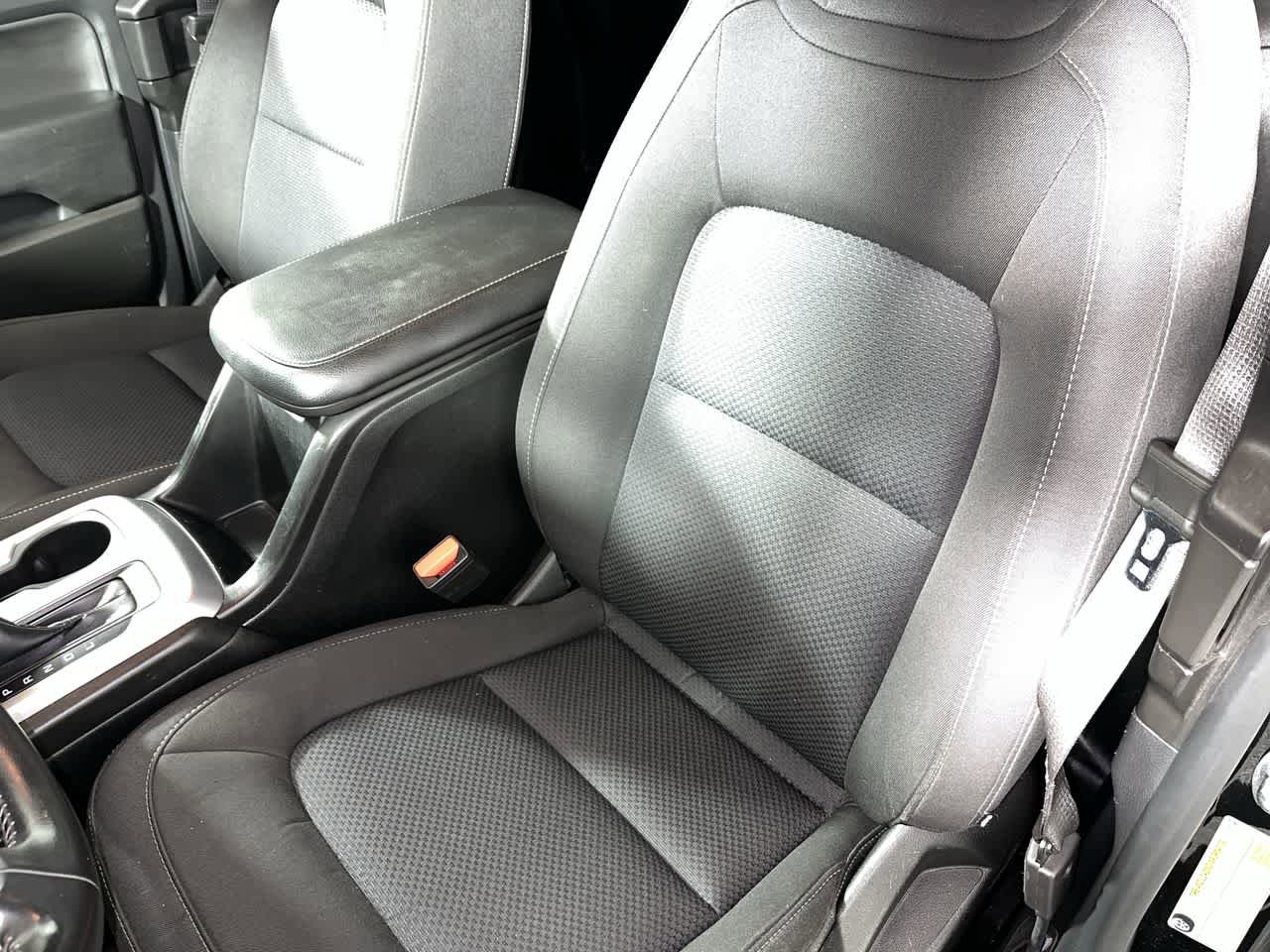 Used 2022 Chevrolet Colorado LT w/ Fleet Safety Package image 15