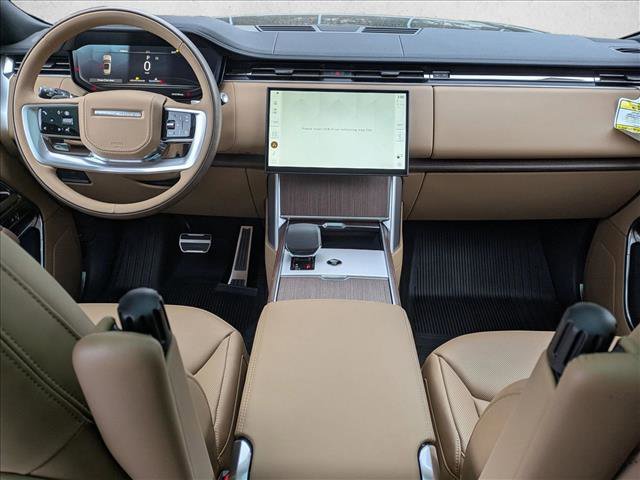 New 2026 Land Rover Range Rover Long Wheelbase SE image 15