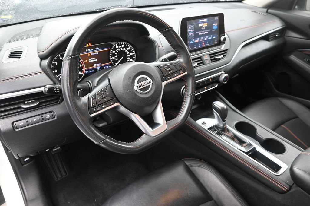 Used 2022 Nissan Altima 2.5 SR FWD image 17