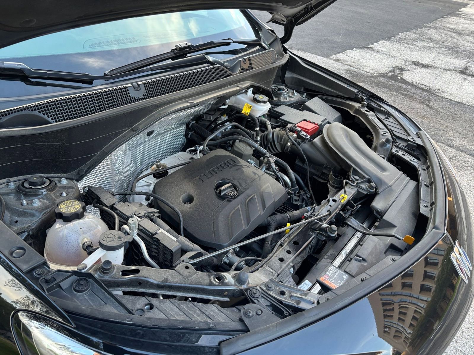 Used 2025 Buick Encore GX Preferred FWD image 27