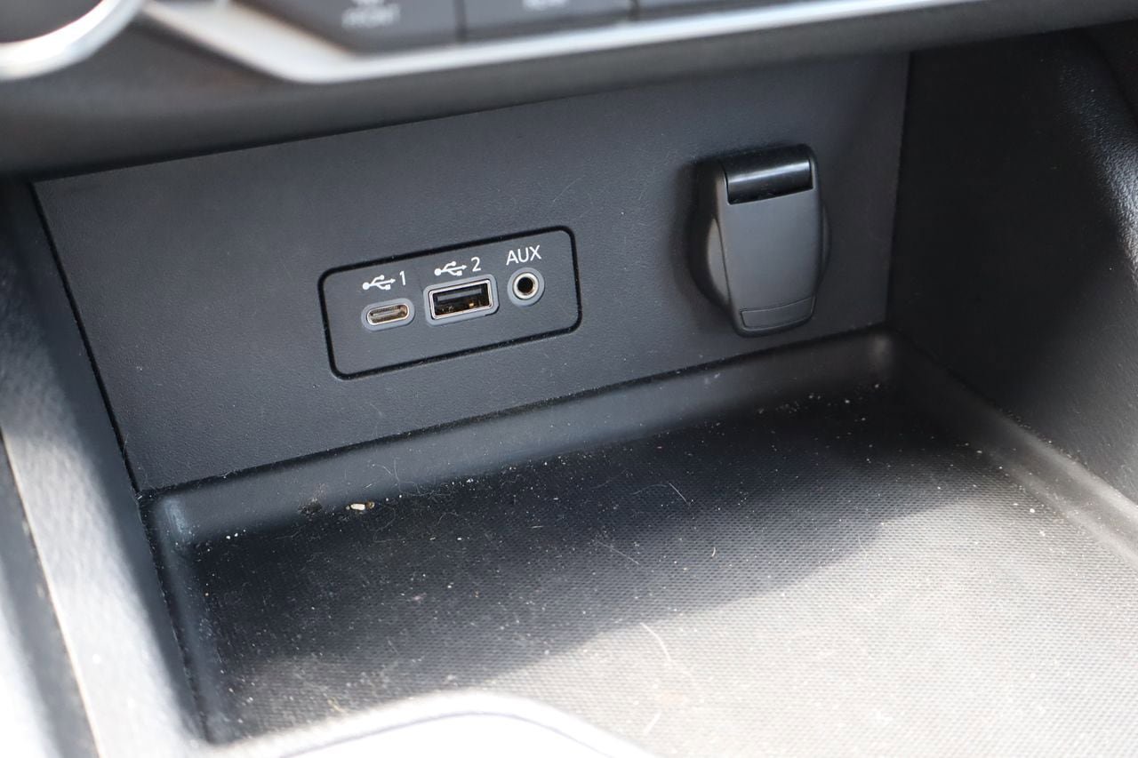 Used 2023 Nissan Sentra SV w/ All-Weather Package FWD image 23