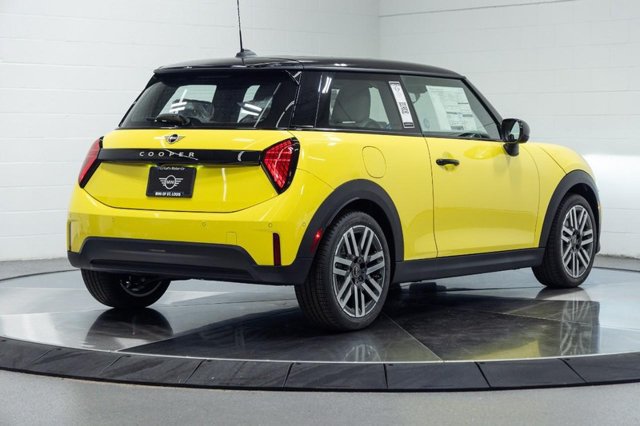 New 2027 MINI Cooper 2-Door Hardtop FWD image 10