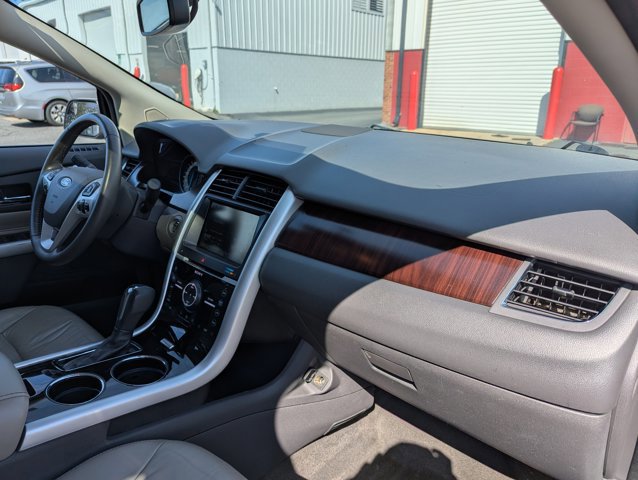 Used 2013 Ford Edge Limited FWD image 26
