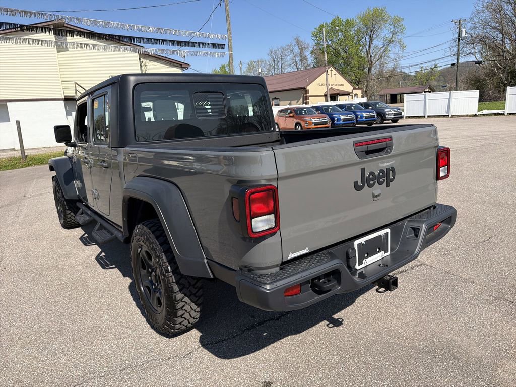 Used 2023 Jeep Gladiator Sport image 6