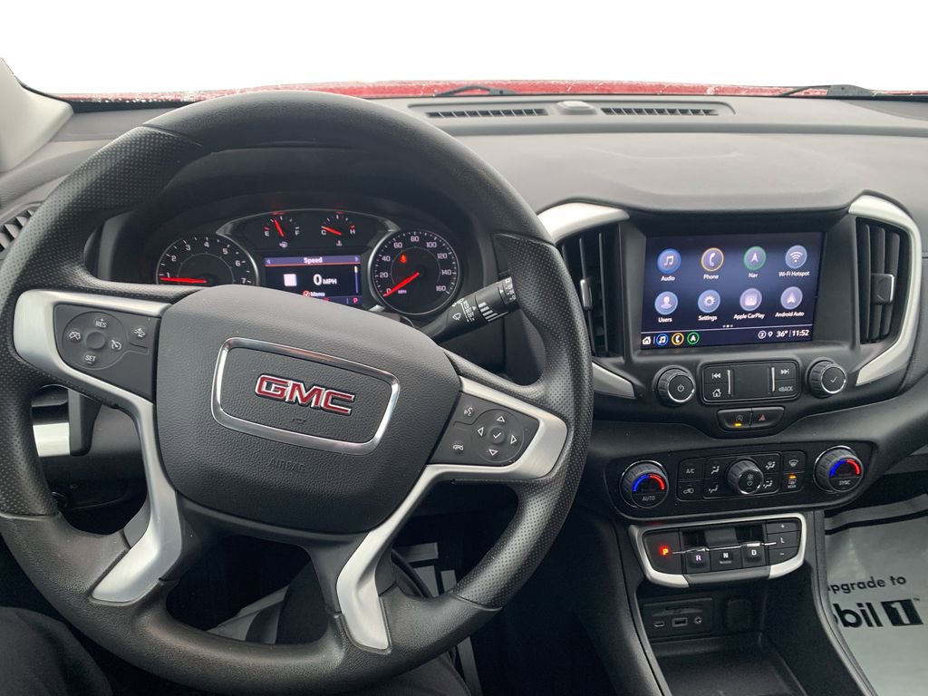 Used 2023 GMC Terrain SLE w/ Driver Convenience Package image 9
