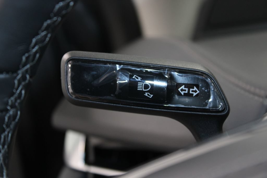 New 2027 Lincoln Navigator L Premier RWD image 41