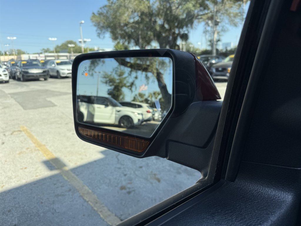 Used 2016 Ford Expedition Limited w/ Equipment Group 301A RWD image 30