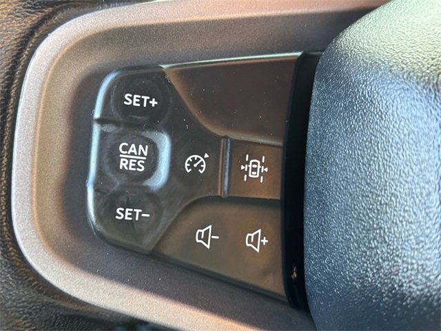 Used 2023 Ford Bronco Badlands image 36