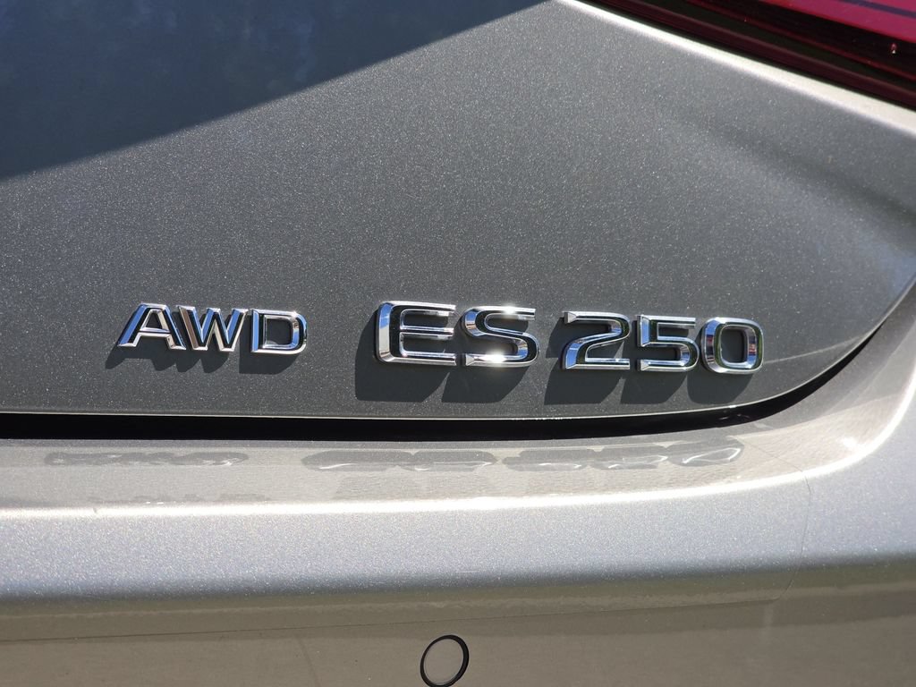 Certified 2021 Lexus ES 250 w/ Premium Package AWD/4WD image 12