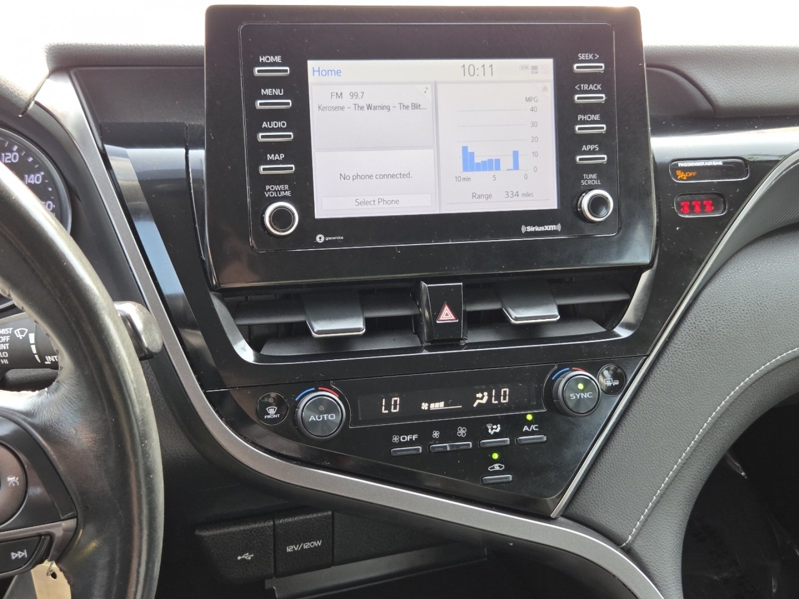 Used 2023 Toyota Camry SE FWD image 32