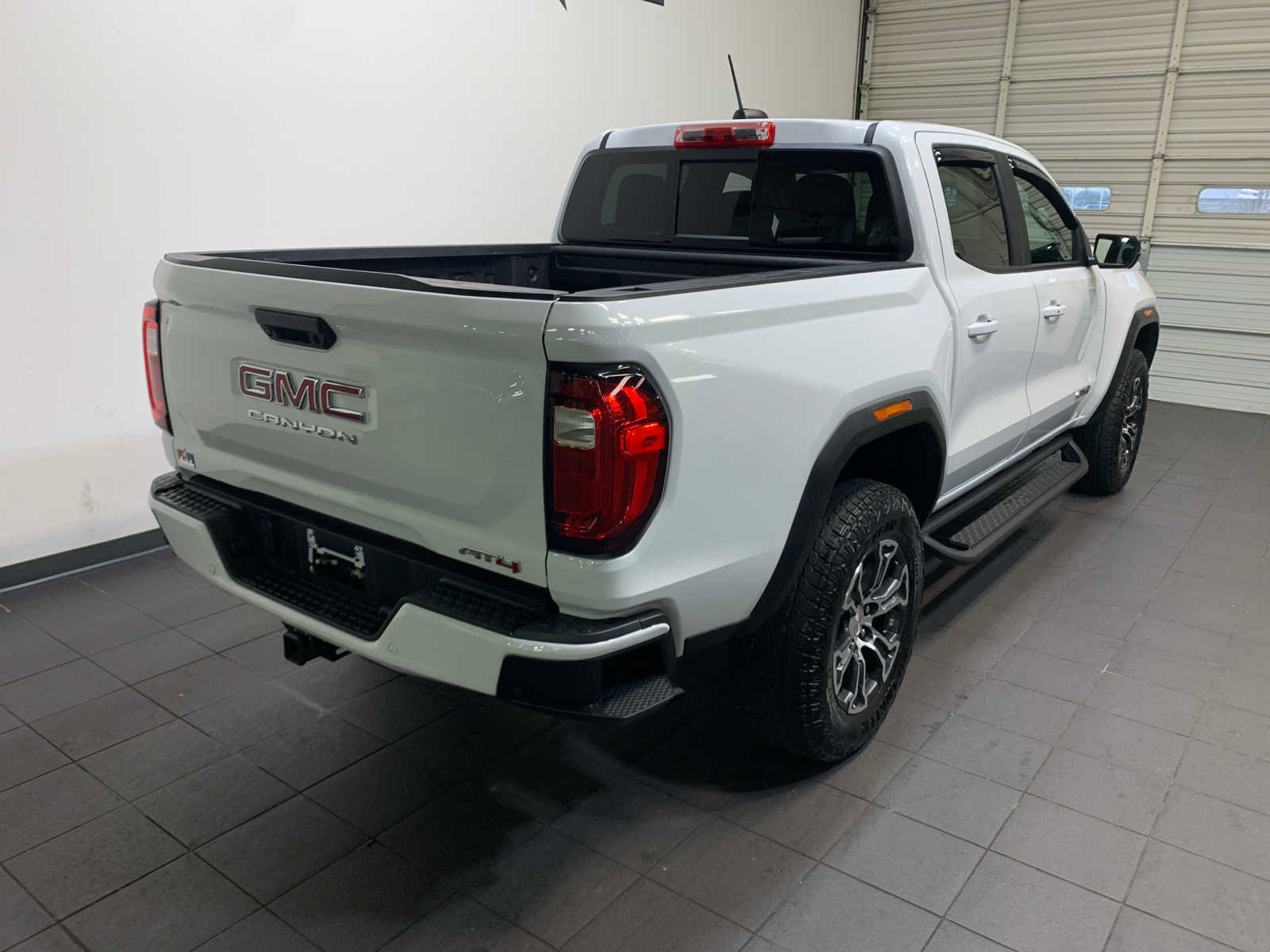 Used 2023 GMC Canyon AT4 w/ AT4 Premium Package image 3