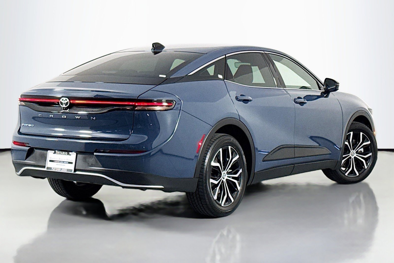 Used 2026 Toyota Crown Limited image 12