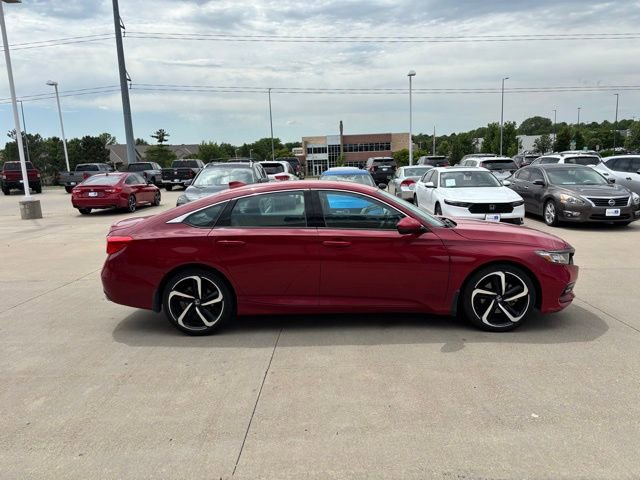 Used 2020 Honda Accord Sport image 4